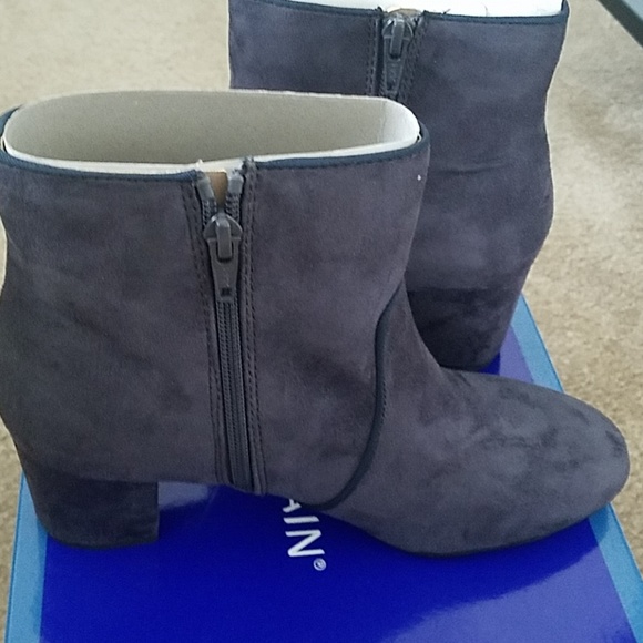 White Mountain Grey Suede Boots - Picture 4 of 4